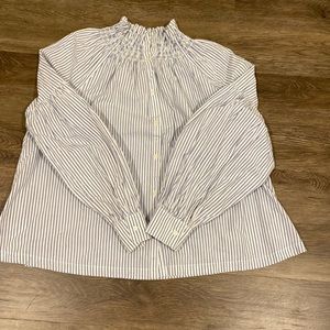Gap white and blue long sleeve button down